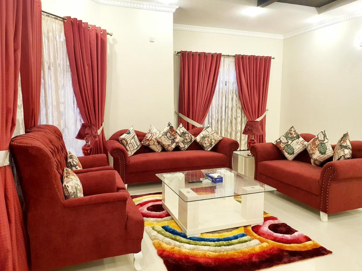 Royal Villa F-10/2 İslamabad Dış mekan fotoğraf